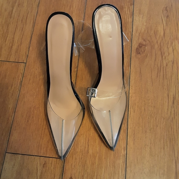Clear  Pointy Heels - Picture 2 of 4